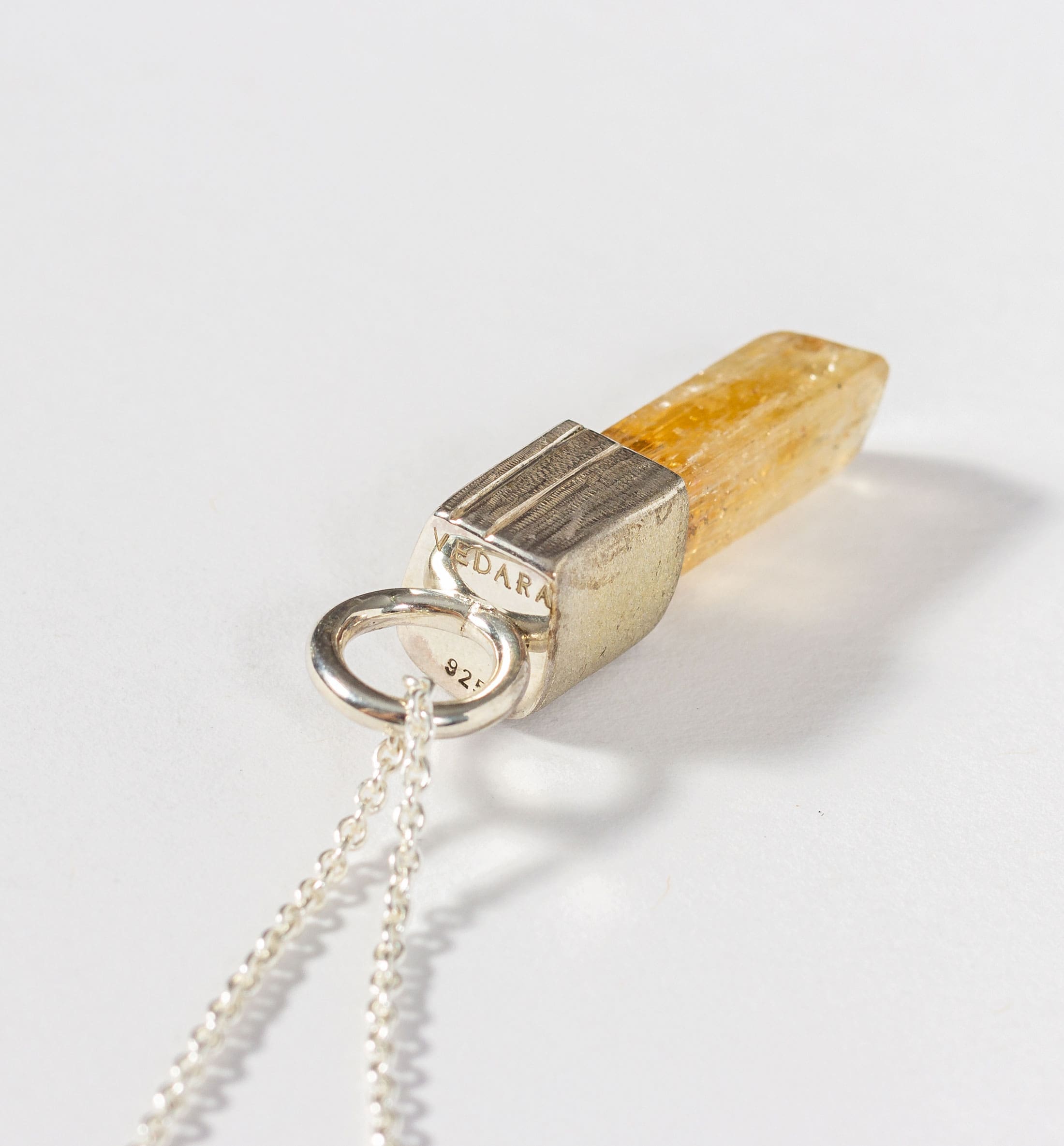 Halskette als Talisman mit Imperialtopas